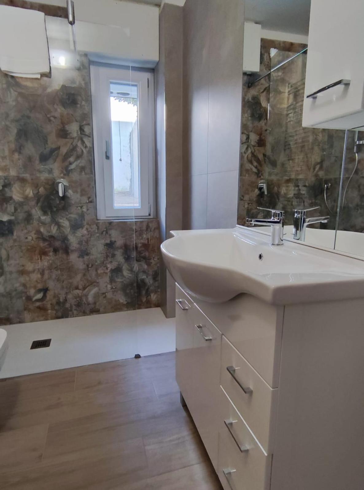 Sweet Apartment - Centre Песк'єра-дель-Гарда Екстер'єр фото